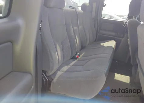 2003 Chevrolet Silverado 1500 Ls from USA, damaged, VIN 2GCEC19TX31145426